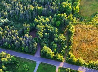 16024 Bellaire Rd, Baraga, MI 49908