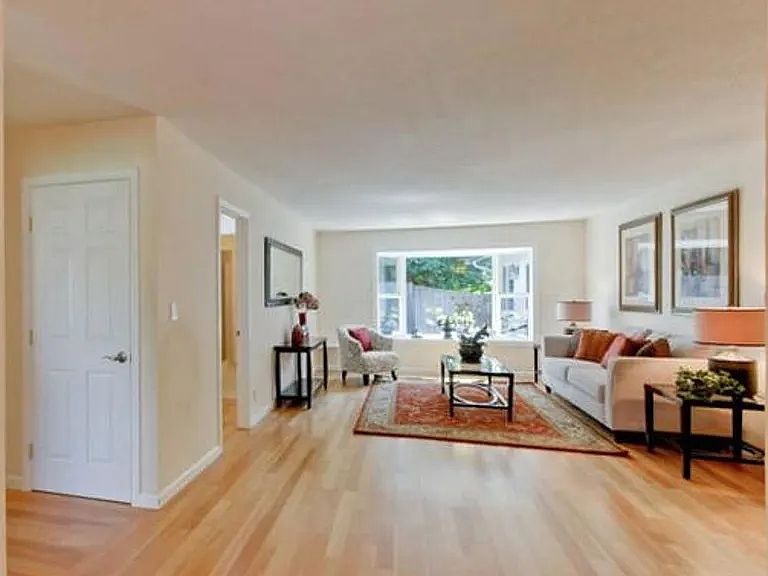 1st image of 42461 Olive Ct