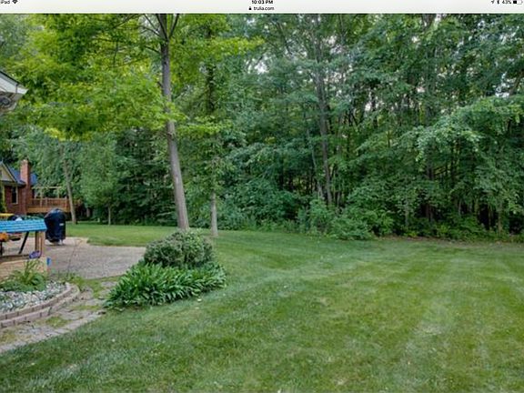 5th image of 42126 Woodcreek Ln