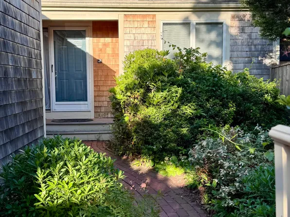 40 Kates Path UNIT 40, Yarmouth Port, MA 02675