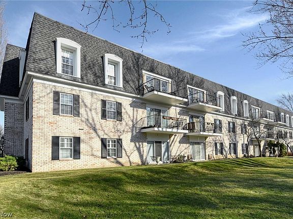 2nd image of 2021 King James Pkwy APT 112