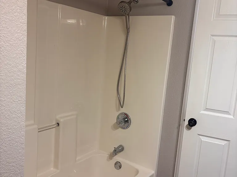 2837 N Palmer St #A — Photo 5
