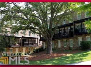 360 Green Oak Dr, Roswell, GA 30075