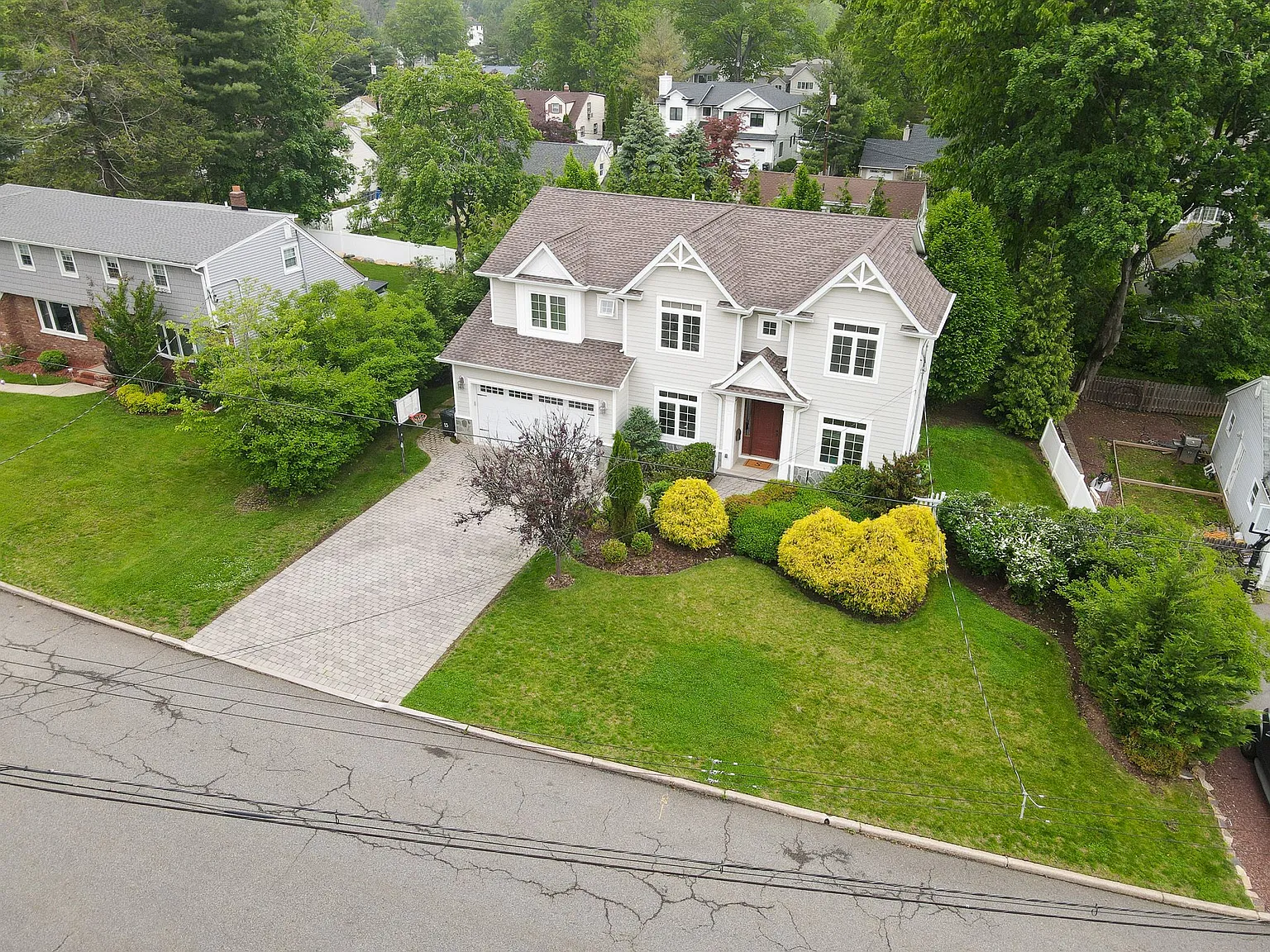 6 bed, 4.5 bath, $10,000 — Photo 2
