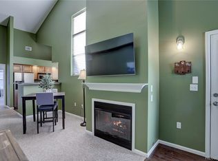 18632 E Water Dr UNIT F, Aurora, CO 80013