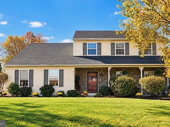 317 Titus Rd, Blandon, PA 19510