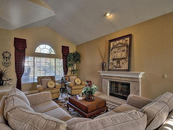 4th image of 3414 Kensington Ct