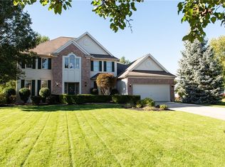22074 Woodfield Trl, Strongsville, OH 44149