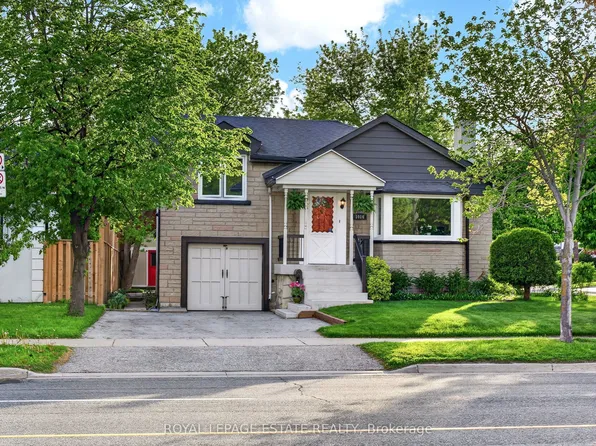 1016 Kipling Ave, Toronto, ON M9B 3L4