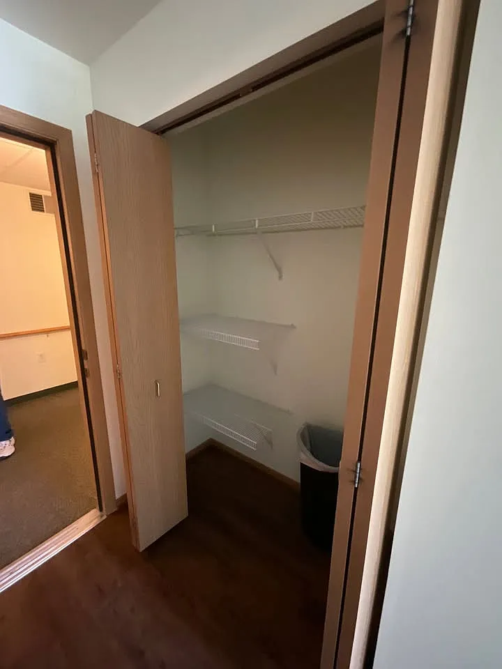 1 bed, 665 sqft, $1,000 — Photo 4