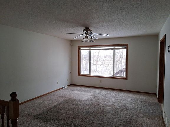 5th image of 711 Sunwood Dr