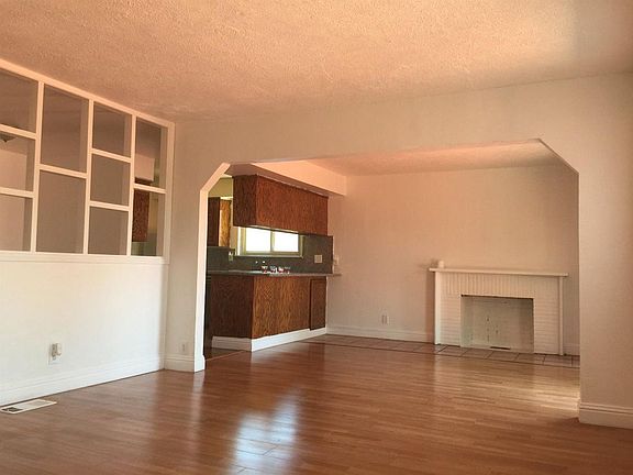 4th image of 7567 29th St