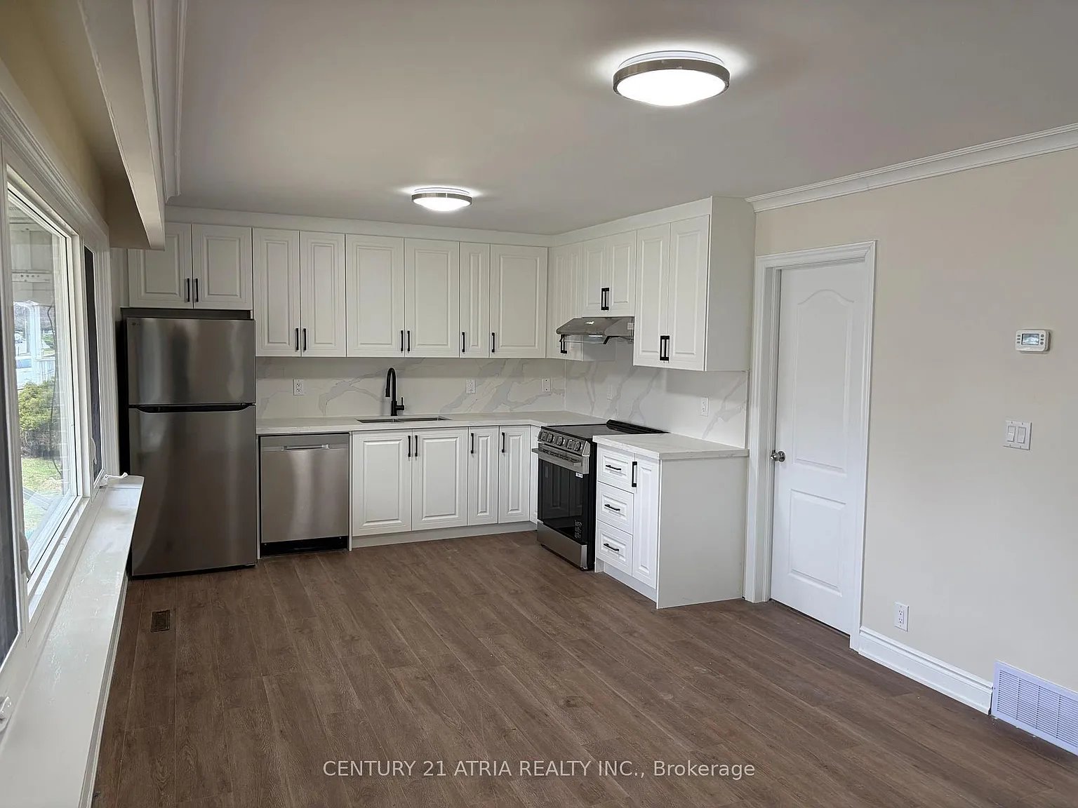 3 bed, $2,500 — Photo 3