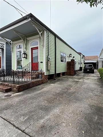 Building Photo - 3623 Constance St