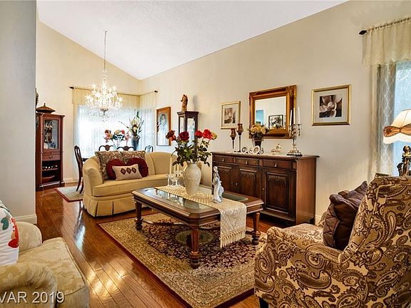 4th image of 4639 Winfield Dr