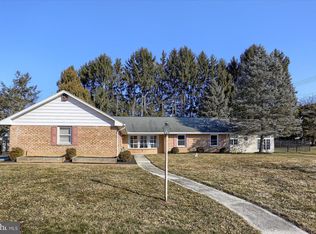 263 Evelina Rd, Hershey, PA 17033