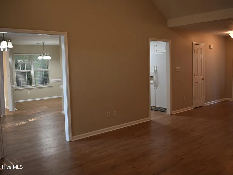 410 Little Fls — Photo 12