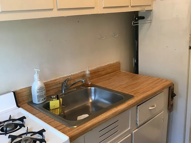 2605 Park Avenue — Photo 14