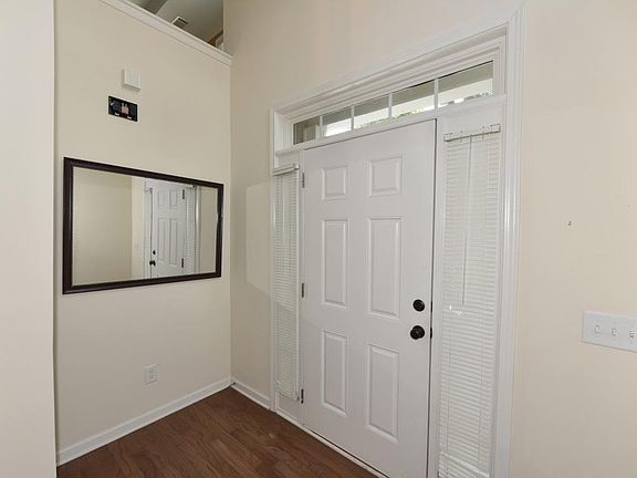 4th image of 621 Birch River Ln #0