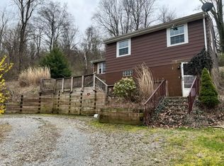 128 McGuire Rd, Sewickley, PA 15143