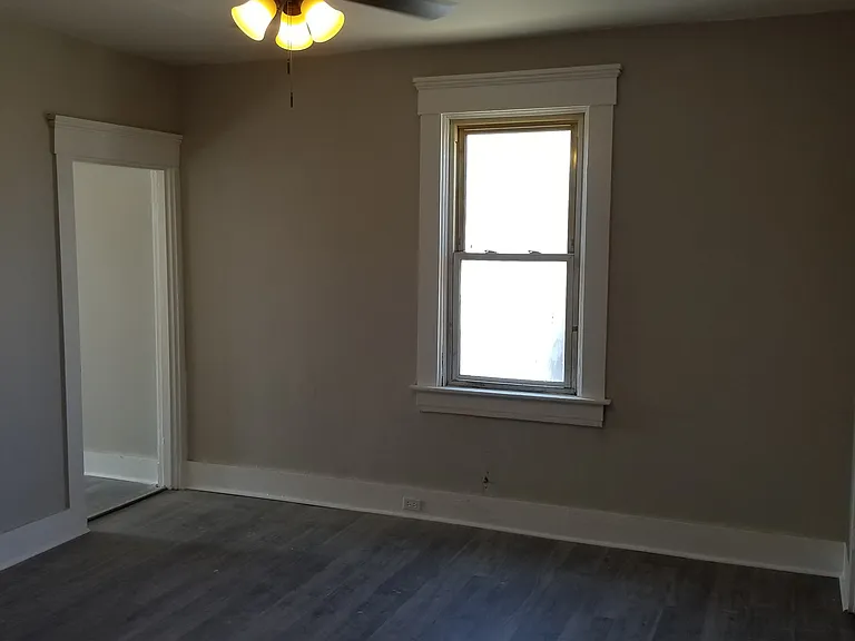 124 W Benson St #1 — Photo 6