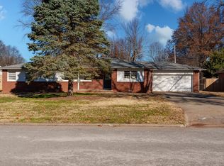 717 W Sylvania St, Springfield, MO 65807