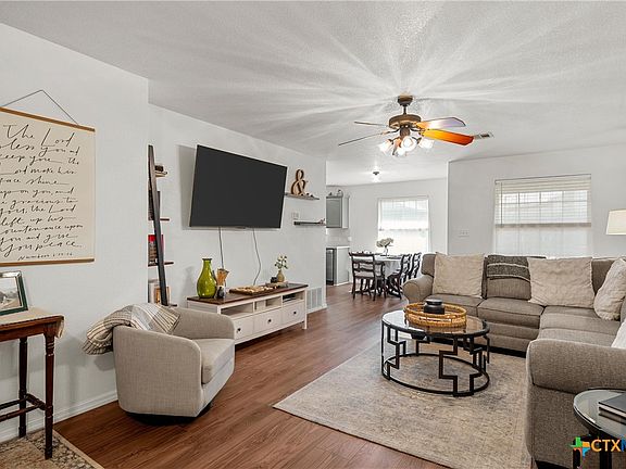 4th image of 2213 Autumn Wood Dr