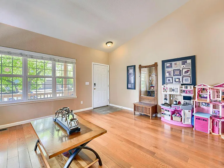 13685 Cook St — Photo 10
