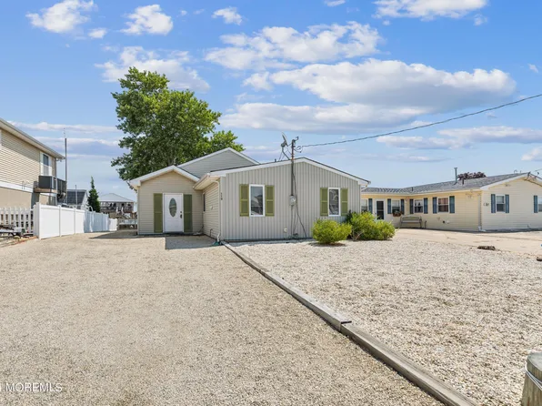 113 Lake Superior Drive, Little Egg Harbor, NJ 08087