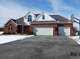 5630 Sylvania Petersburg Rd, Petersburg, MI 49270