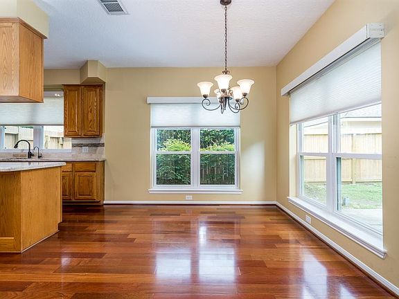5th image of 12918 Bristol Berry Dr