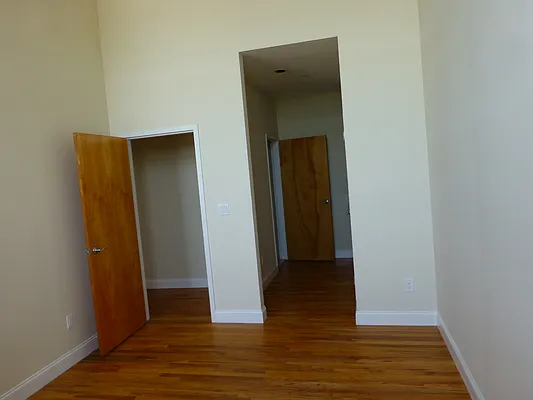 Rented by (Legacy) Coldwell Banker Kueber Realty  | media 8