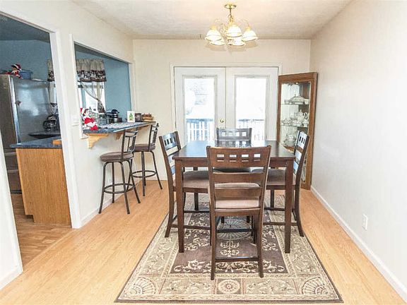 4th image of 1908 Crowfoot Dr