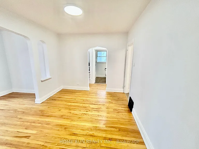 704 Brookfield Rd S — Photo 14