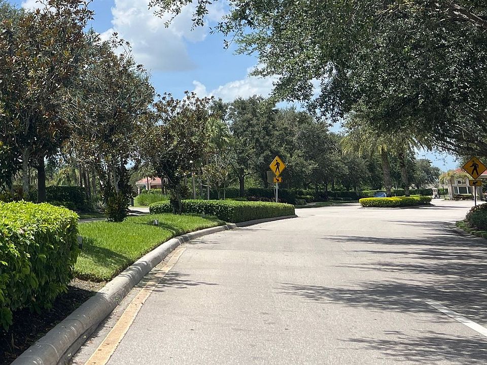 2nd image of 10309 Silver Pond Ln