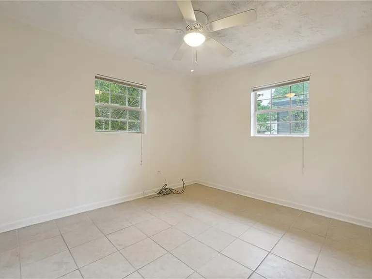 324 Brooks Ave #A — Photo 12