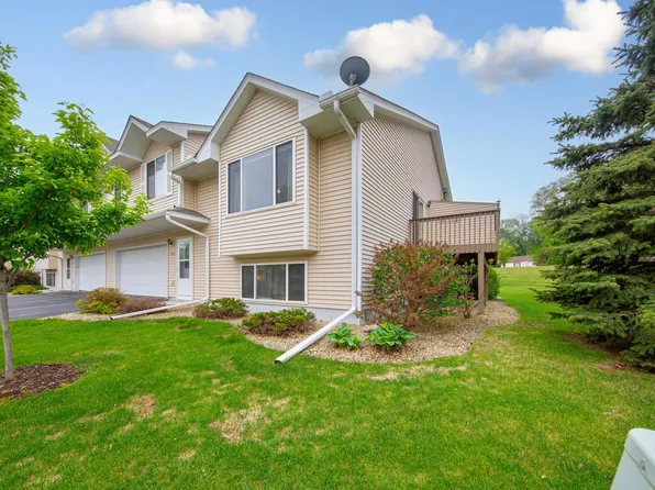 1320 S Trail Dr, Faribault, MN 55021