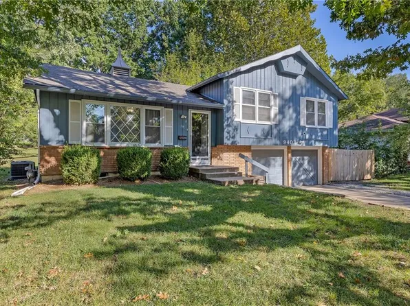 9403 Richmond Ave, Kansas City, MO 64138
