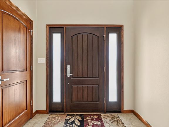 5th image of 1804 Whispering Ridge Dr