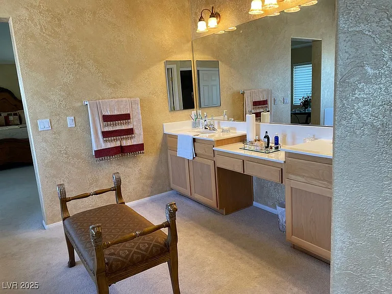 170 Arches Ct — Photo 42