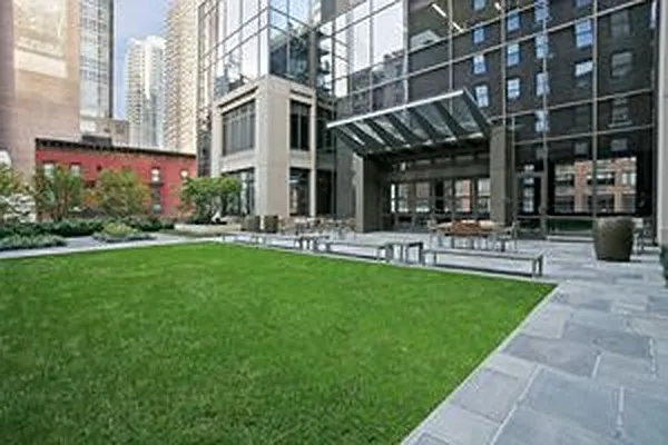 Rented by Corcoran | media 18