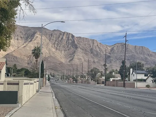 940 N Sloan Ln APT 102, Las Vegas, NV 89110