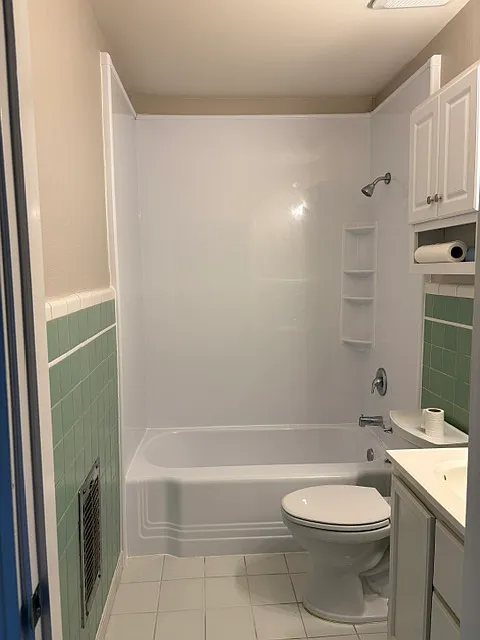 2 bed, 850 sqft, $1,950 — Photo 3