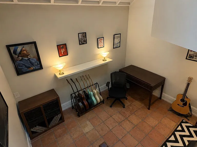 1713 Green St #1 — Photo 4