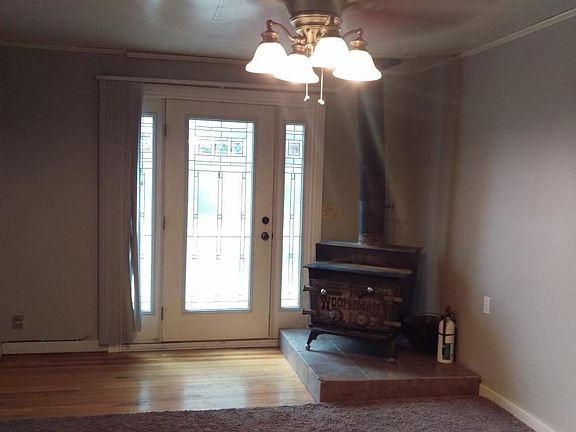 Living Room-Front entry