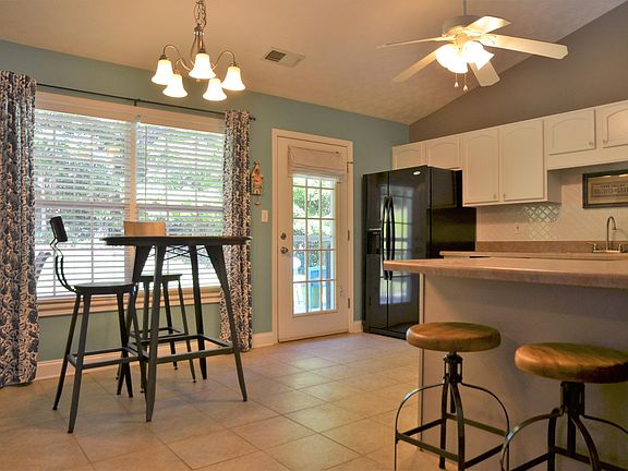 5th image of 7141 Wrens Creek Ln