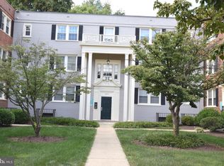 2057 38th St SE APT 301, Washington, DC 20020