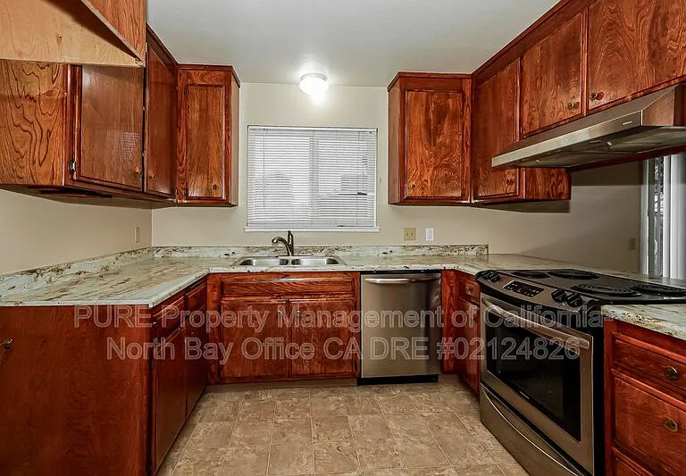 517B Debbie Dr — Photo 6
