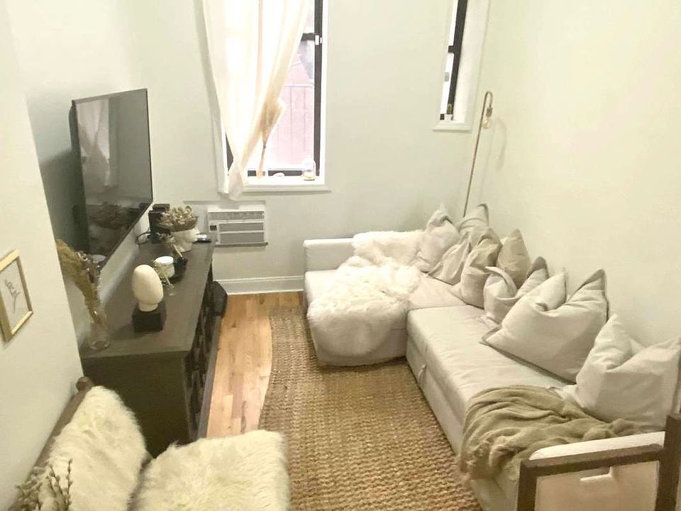 1st image of 139 E 13th St #1CC
