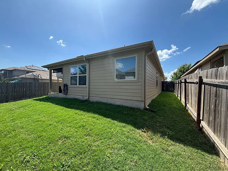 3509 Black Granite Dr — Photo 35